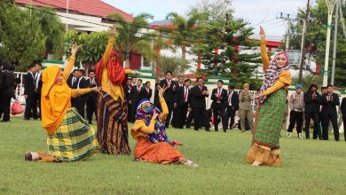 Tarian Kompelasi